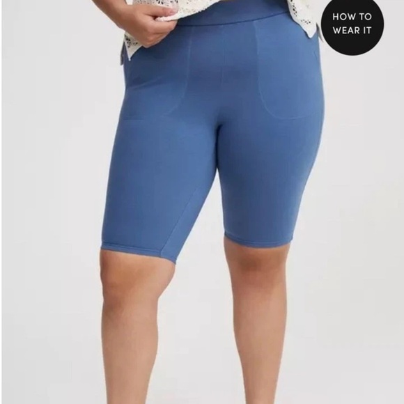 Torrid Size 0 Bike Shorts  With Pockets 11” Blue Horizon. - Picture 1 of 7